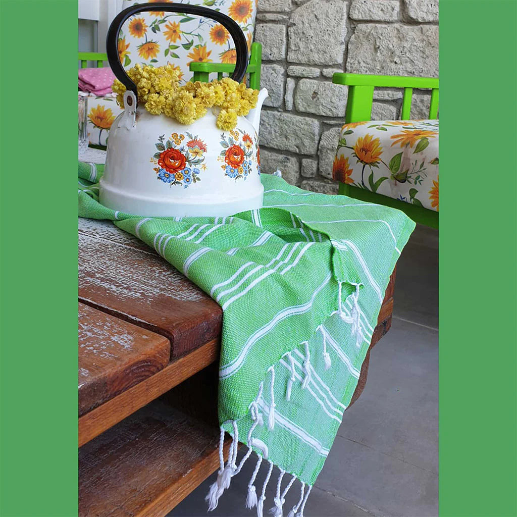 GREEN HAND TOWELS