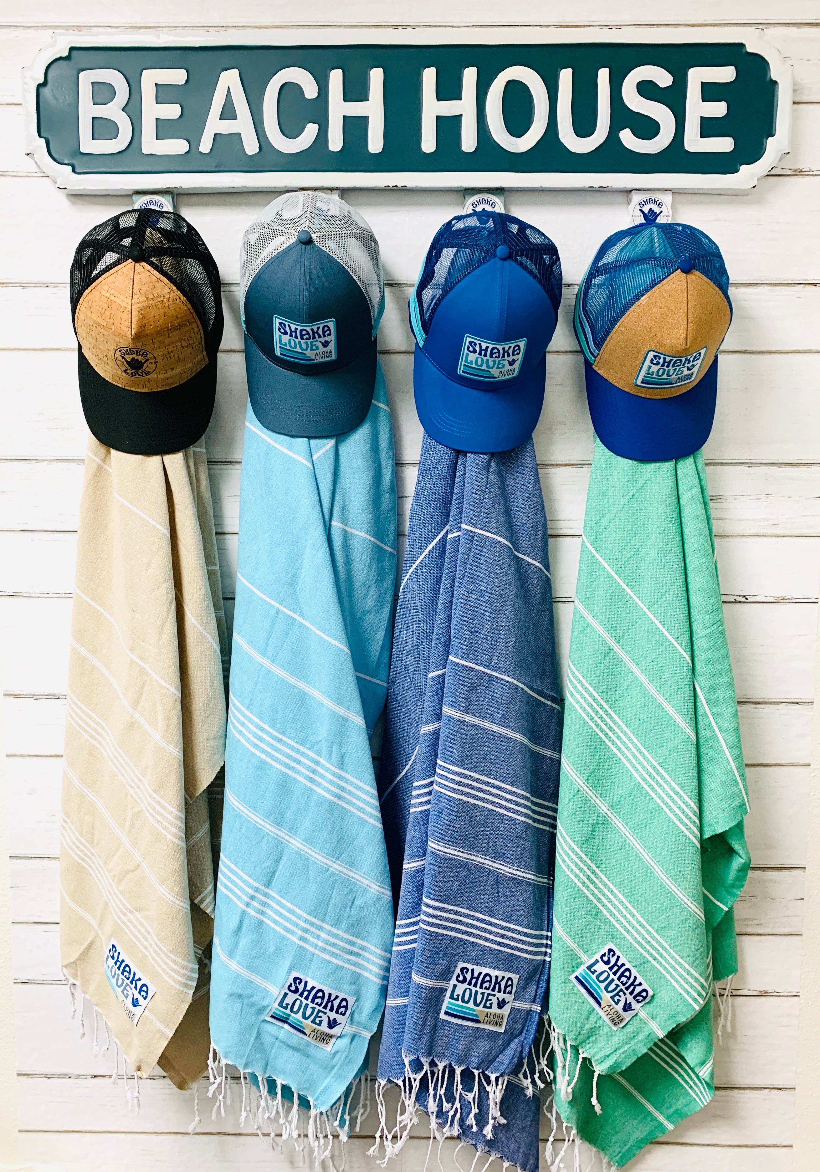 SHAKA CLASSIC Bundle 1: Includes FOUR top 4 Shaka Classic Beach Towels