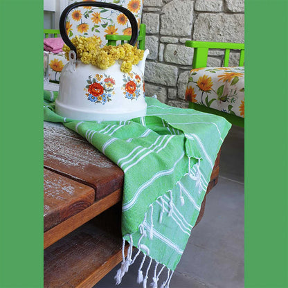 GREEN HAND TOWELS